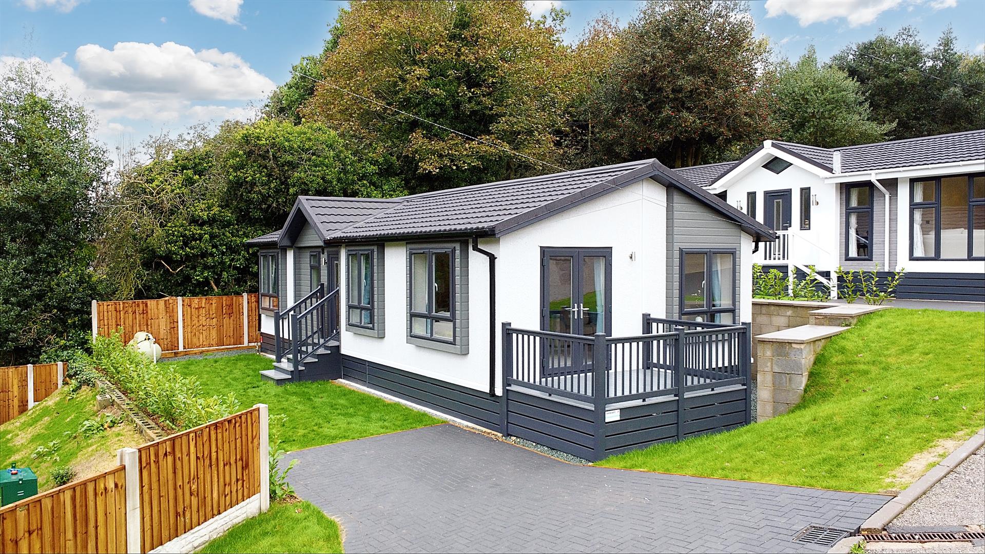 Bradford Way, Killarney Park, Nottingham Robert Ellis Estate Agents